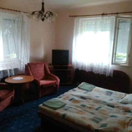 Country Apartman *